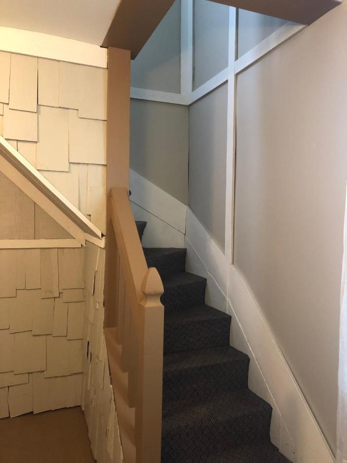 Downtown 2 Bedroom Cottage, Sleeps 6, Walking Distance To Honeywell, Downtown Restaurants, Shopping Wabash Exterior photo