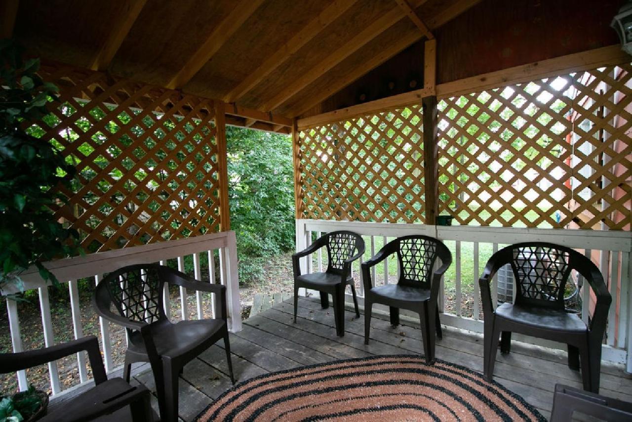 Downtown 2 Bedroom Cottage, Sleeps 6, Walking Distance To Honeywell, Downtown Restaurants, Shopping Wabash Exterior photo